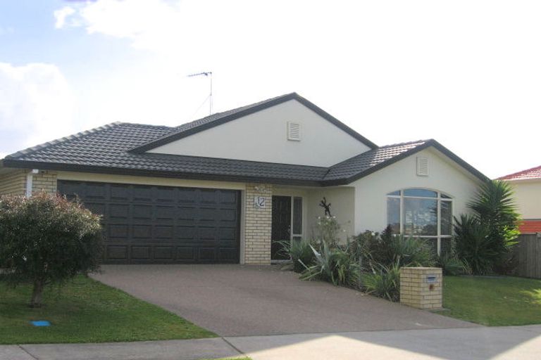 Photo of property in 12 Adrigole Place, East Tamaki, Auckland, 2013