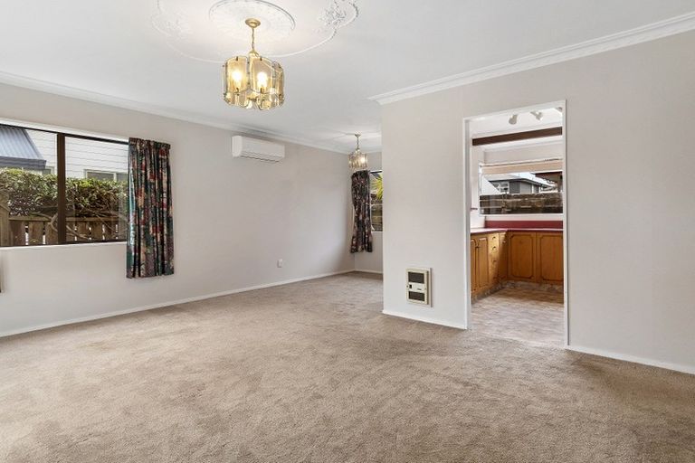 Photo of property in 8b Short Street, Otumoetai, Tauranga, 3110