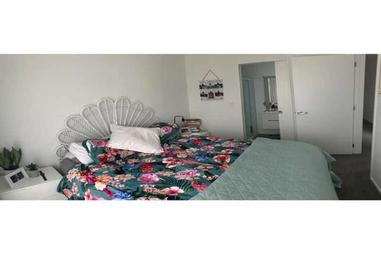 Photo of property in 5 Mettle Lane, Papakura, 2110