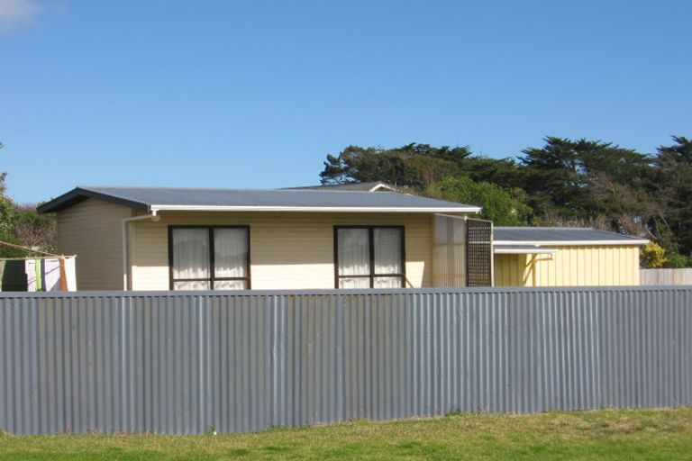 Photo of property in 128 Seabury Avenue, Foxton Beach, Foxton, 4815