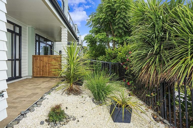 Photo of property in 69/2 Armoy Drive, East Tamaki, Auckland, 2016