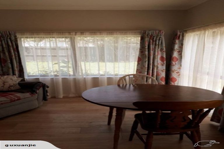 Photo of property in 28 Hope Farm Avenue, Pakuranga Heights, Auckland, 2010