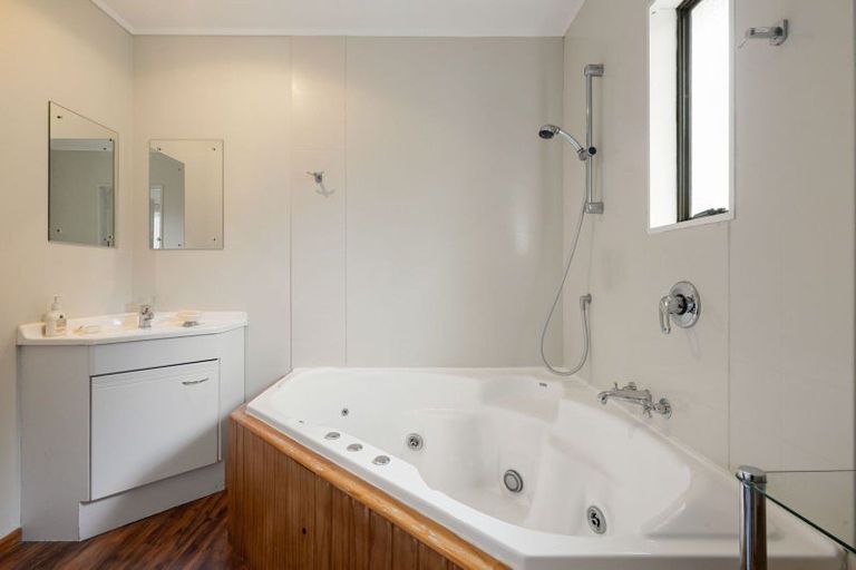 Photo of property in 801 Mcclure Street, Pirongia, 3802