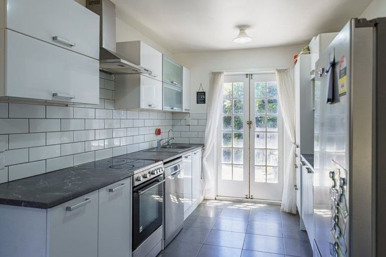 Photo of property in 5 Maxwell Place, Maraenui, Napier, 4110