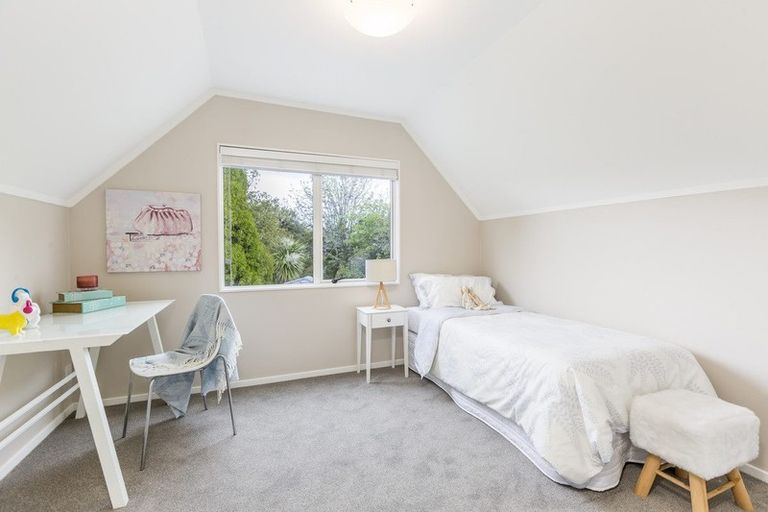 Photo of property in 21 Shetland Street, Glen Eden, Auckland, 0602