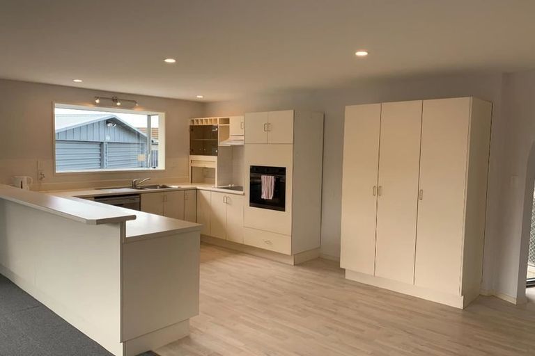 Photo of property in 26 Cicada Place, Hei Hei, Christchurch, 8042