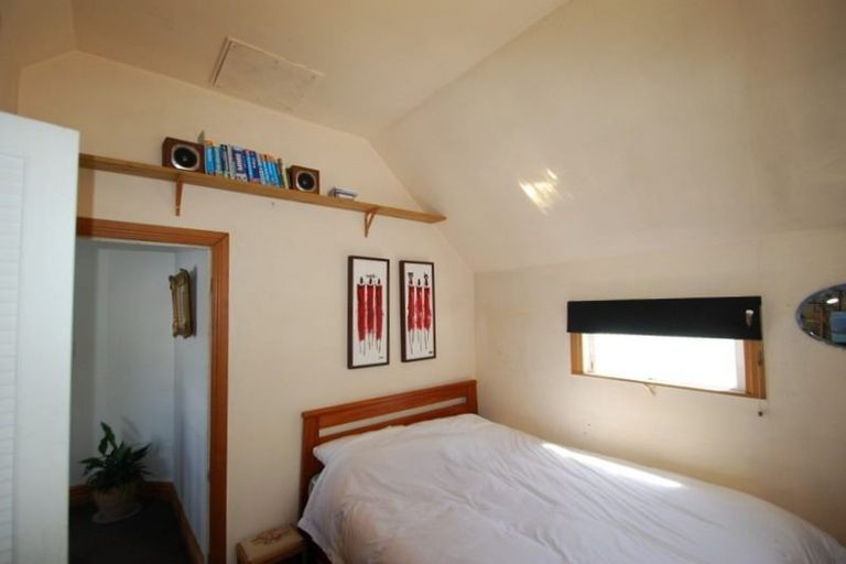 Photo of property in 20 Earls Terrace, Mount Victoria, Wellington, 6011