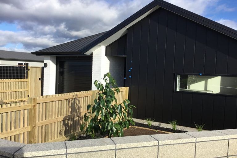 Photo of property in 54 Empire Crescent, Papamoa, 3118