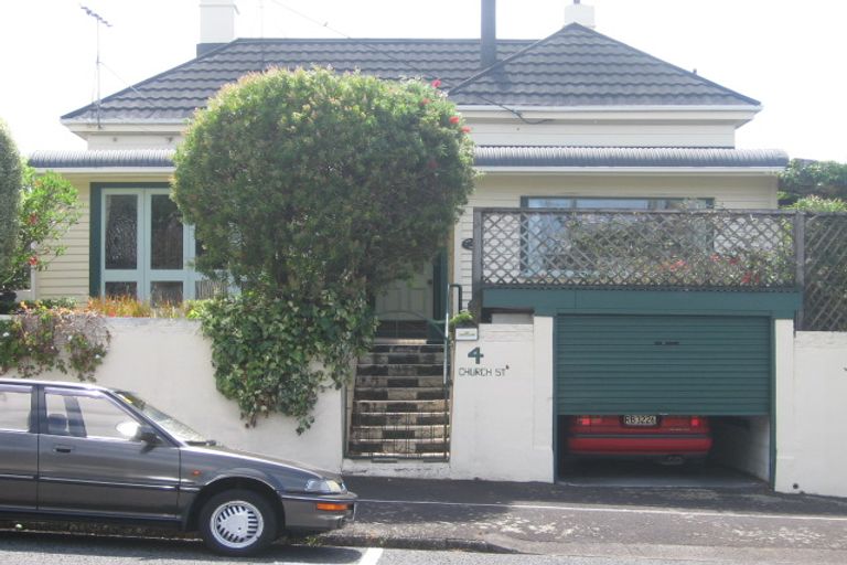 Photo of property in 4/17 Church Street, Devonport, Auckland, 0624