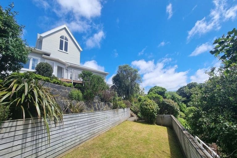 Photo of property in 41 Farm Road, Northland, Wellington, 6012