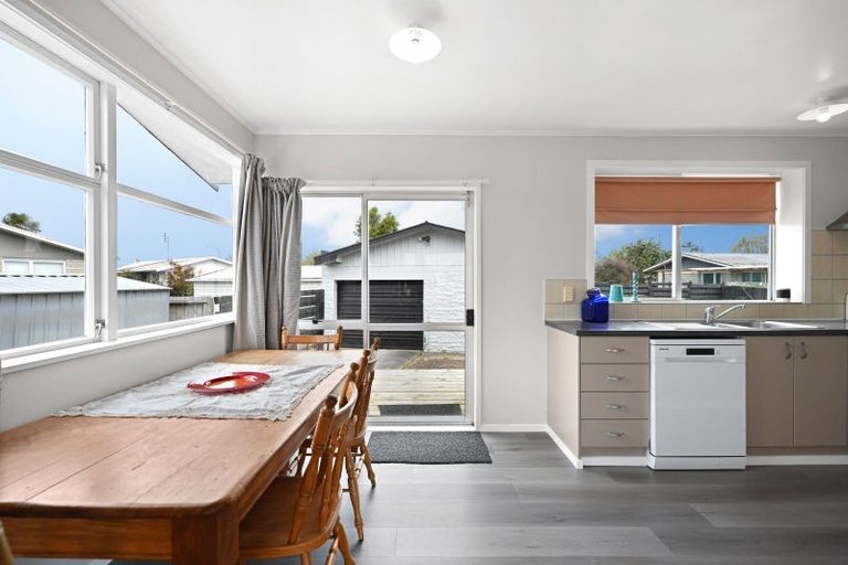 Photo of property in 3 Marion Place, Deanwell, Hamilton, 3206