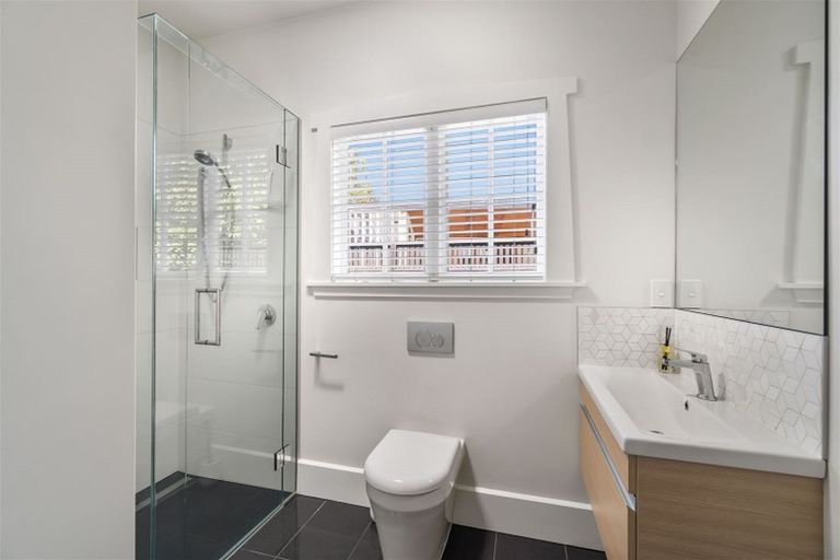 Photo of property in 29 Clissold Street, Merivale, Christchurch, 8014