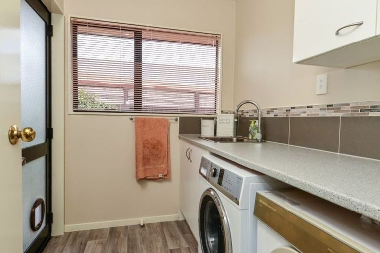 Photo of property in 12 Ronald Court, Pukete, Hamilton, 3200