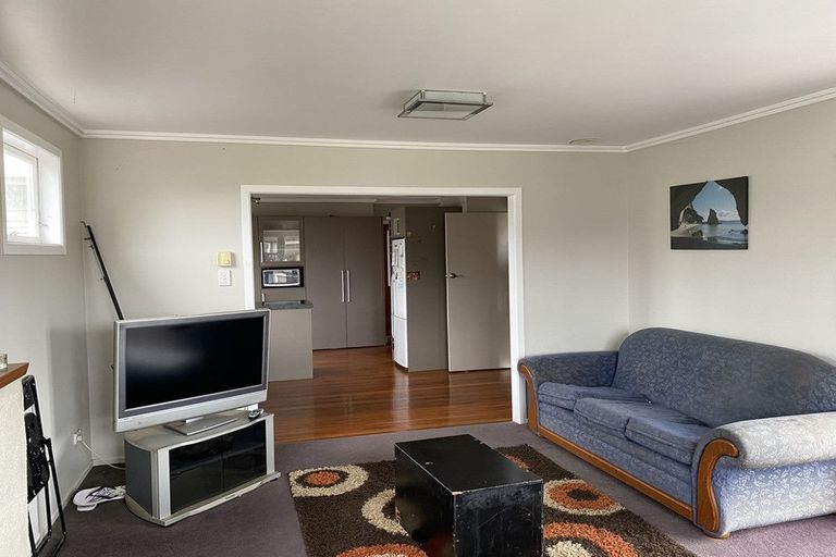 Photo of property in 41 Brookes Terrace, Waitara, 4320