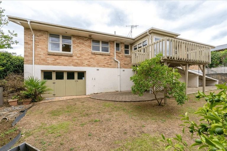 Photo of property in 6 Windsor Road, Maeroa, Hamilton, 3200