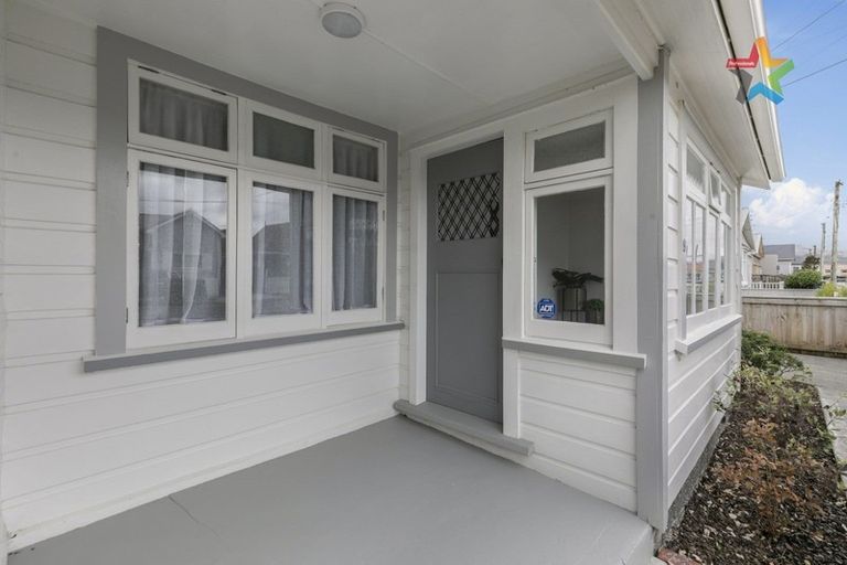 Photo of property in 9 Queen Street, Petone, Lower Hutt, 5012