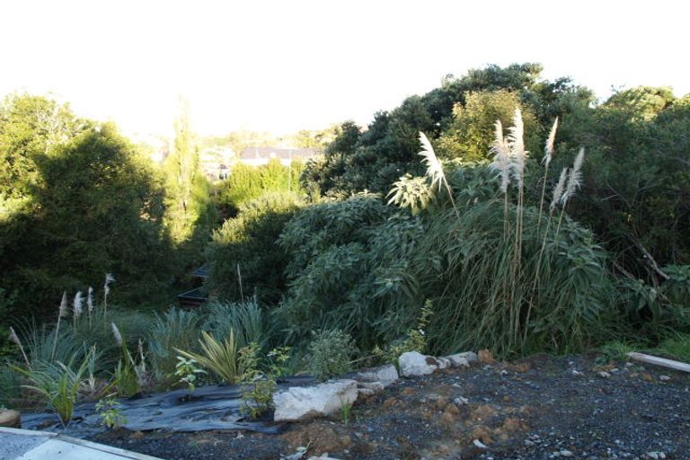 Photo of property in 7 Fenton Terrace, Cockle Bay, Auckland, 2014