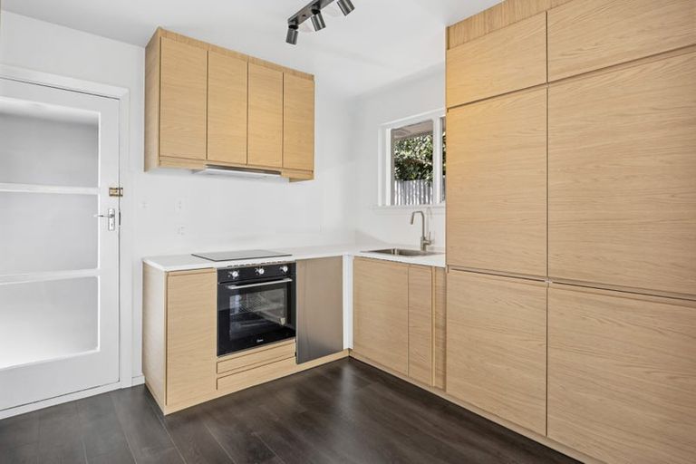 Photo of property in 2/56 Hume Street, Sydenham, Christchurch, 8023