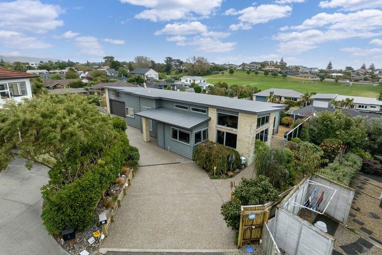 Photo of property in 11 Beckett Lane, Raumati Beach, Paraparaumu, 5032