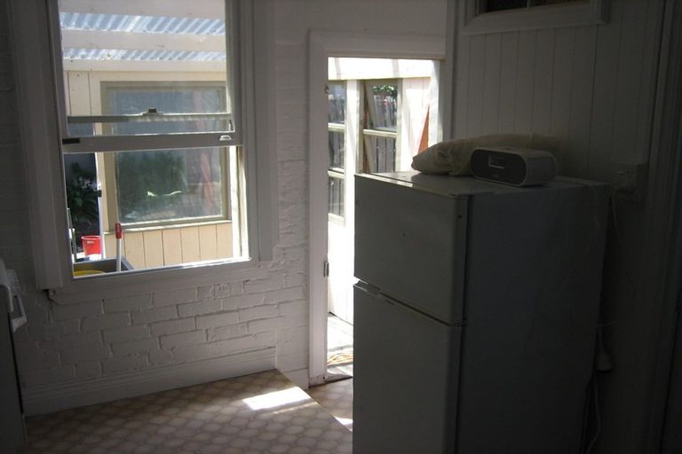 Photo of property in 16 Howe Street, North Dunedin, Dunedin, 9016