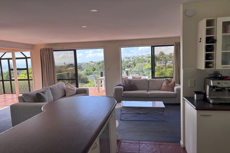 Photo of property in 1/21 Peter Terrace, Castor Bay, Auckland, 0620