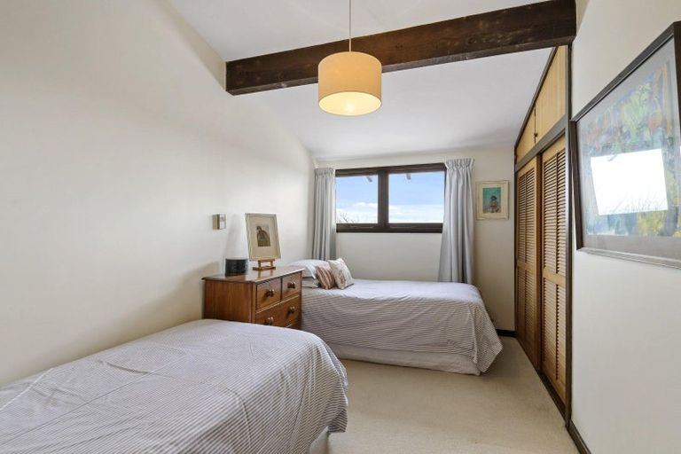 Photo of property in 8 Kidson Terrace, Cashmere, Christchurch, 8022