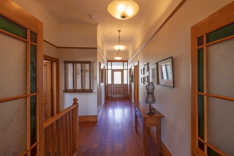 Photo of property in 25 Helston Road, Johnsonville, Wellington, 6037
