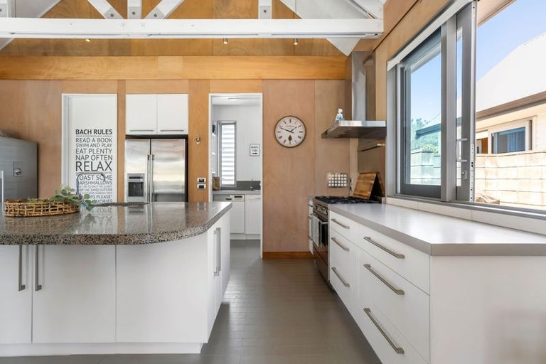 Photo of property in 121 Motu Hei, Pauanui, Hikuai, 3579