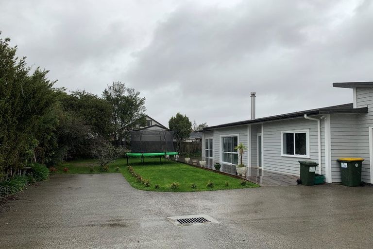 Photo of property in 7b Tawa Street, Waikanae, 5036