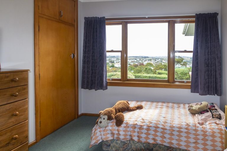 Photo of property in 21 Selwyn Street, South Hill, Oamaru, 9400