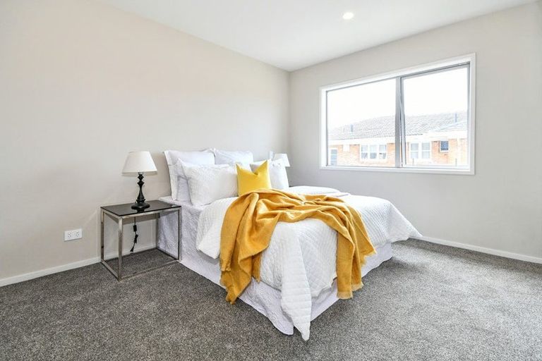 Photo of property in 7/70 Clevedon Road, Papakura, 2110