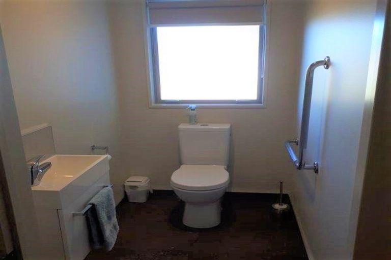 Photo of property in 4 Retallick Way, Amberley, 7410