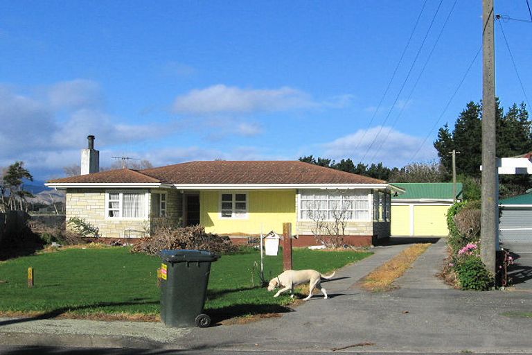 Photo of property in 193 Rangiuru Road, Otaki, 5512