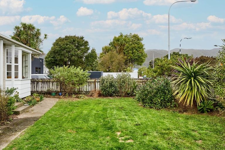 Photo of property in 257 Waterloo Road, Fairfield, Lower Hutt, 5011