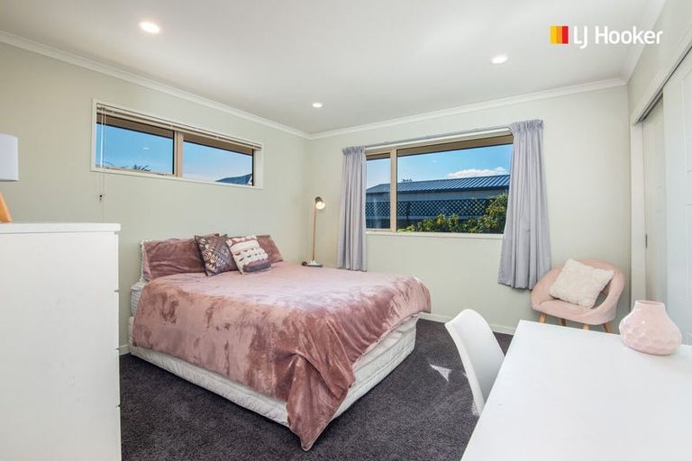 Photo of property in 1 Watt Street, Mosgiel, 9024