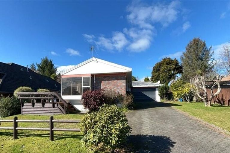 Photo of property in 11 Gillam Crescent, Springfield, Rotorua, 3015