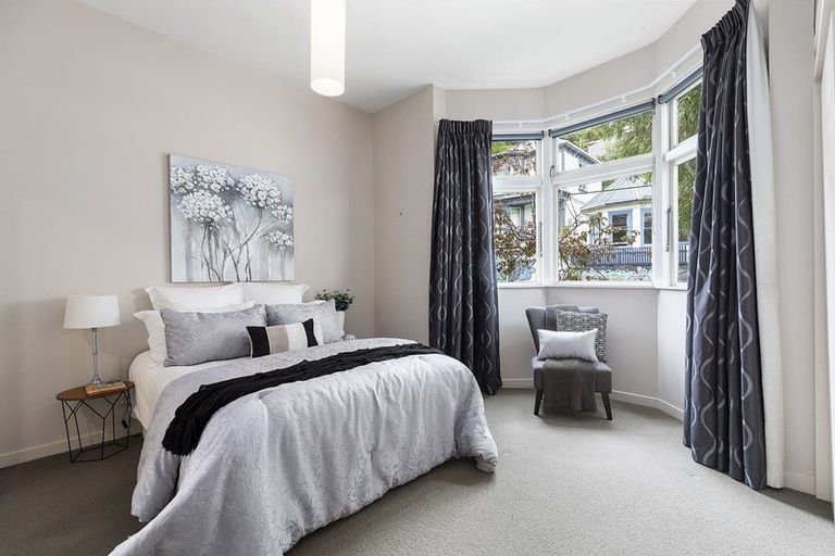 Photo of property in 121 Aro Street, Aro Valley, Wellington, 6021