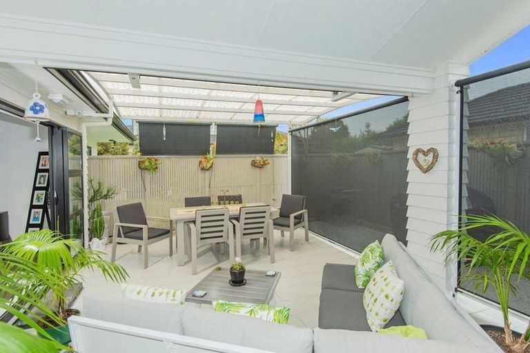 Photo of property in 8 Stace Hopper Drive, One Tree Point, 0118