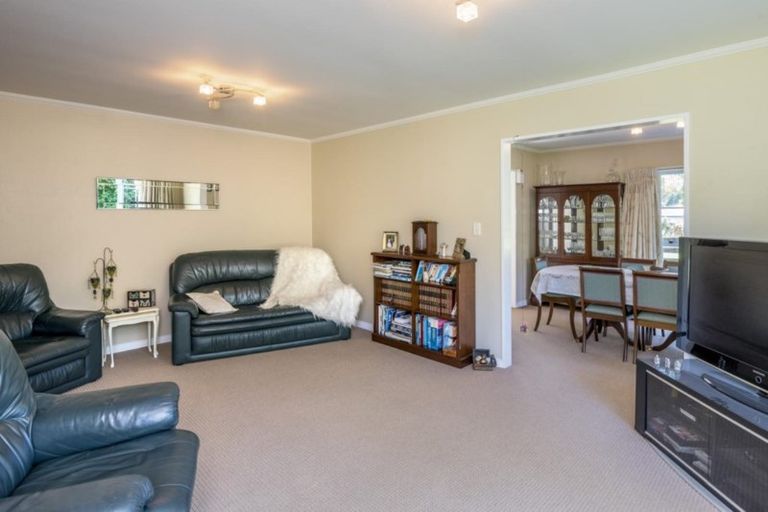 Photo of property in 15 Greenwood Boulevard, Otaki, 5512