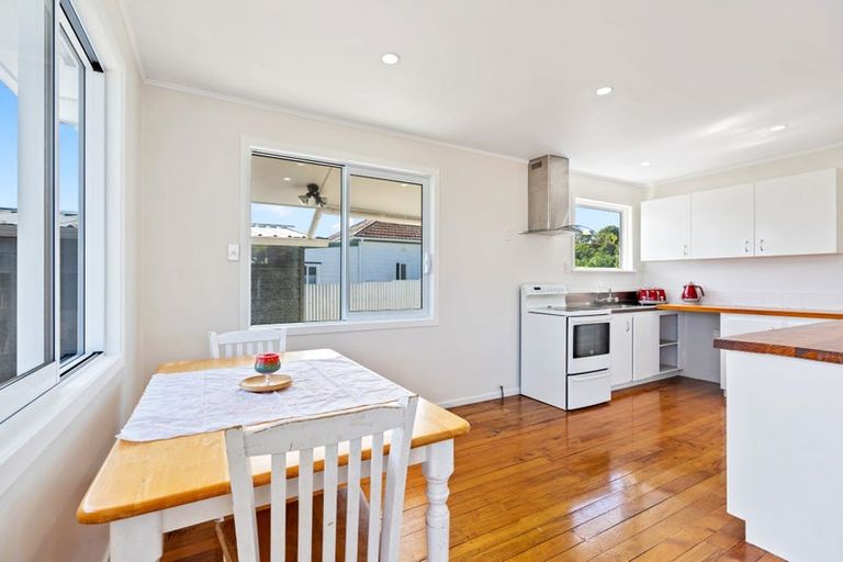 Photo of property in 52 Handforth Street, Onerahi, Whangarei, 0110
