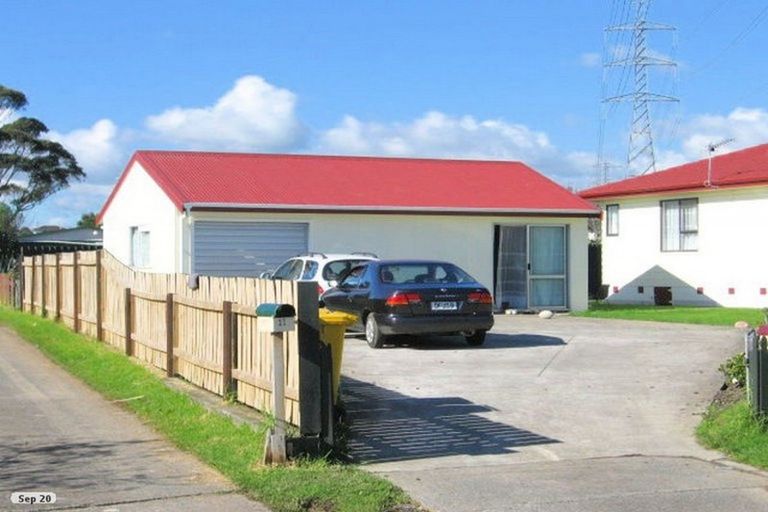 Photo of property in 9 Treviso Place, Clover Park, Auckland, 2023