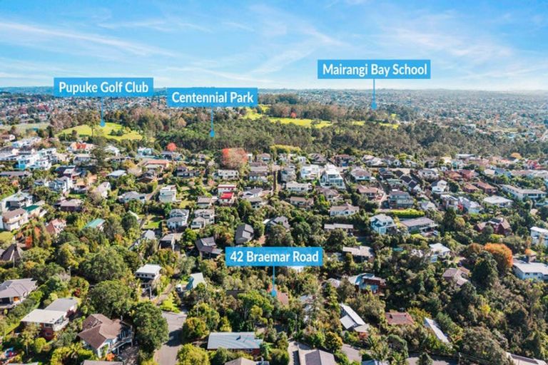 Photo of property in 42 Braemar Road, Castor Bay, Auckland, 0620