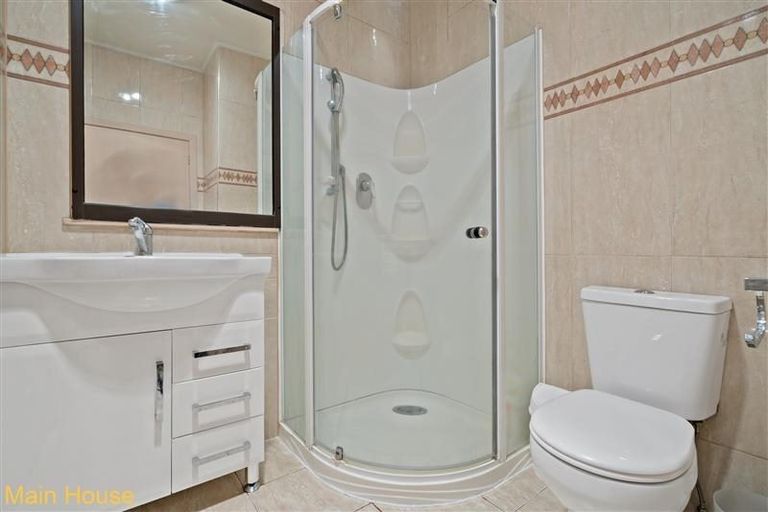 Photo of property in 39 Churchill Avenue, Manurewa, Auckland, 2102