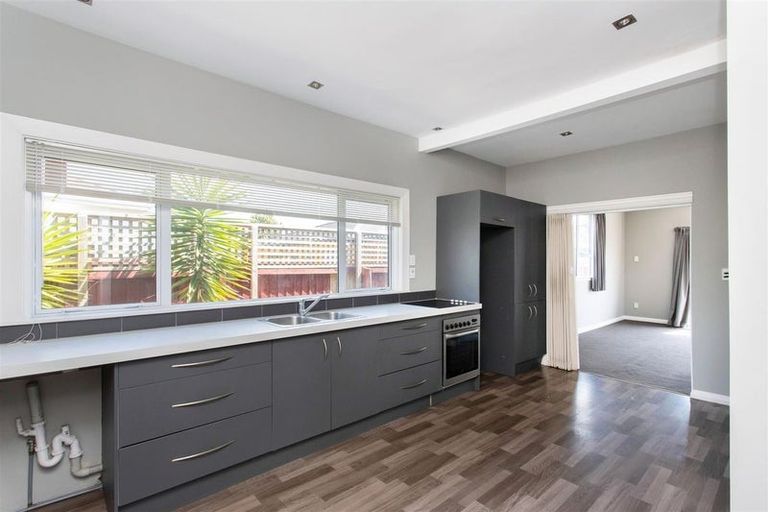 Photo of property in 39 Matlock Street, Woolston, Christchurch, 8062