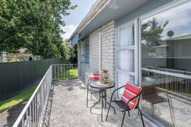 Photo of property in 52a Kapiti Road, Paraparaumu, 5032