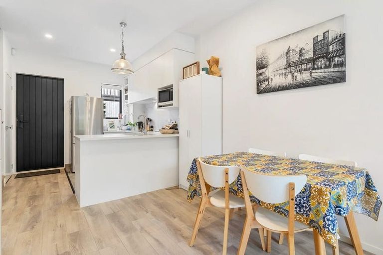 Photo of property in 31/241 Don Buck Road, Massey, Auckland, 0614