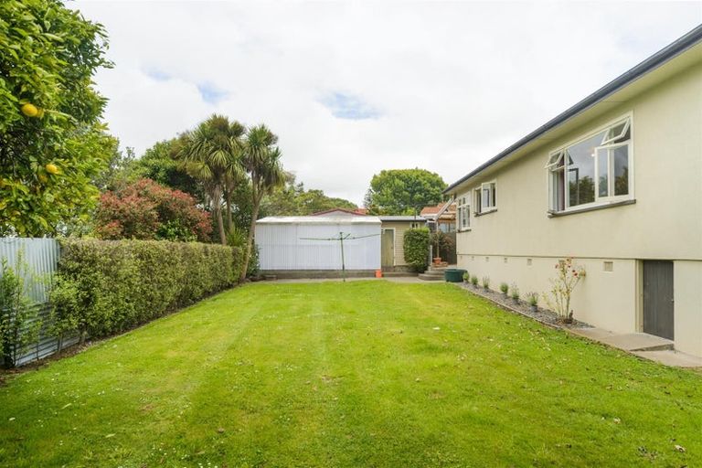 Photo of property in 15 Maunder Street, Marton, 4710