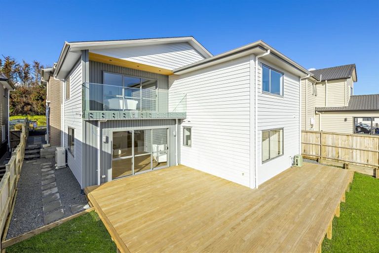 Photo of property in 33 Mcquoids Road, Flat Bush, Auckland, 2019