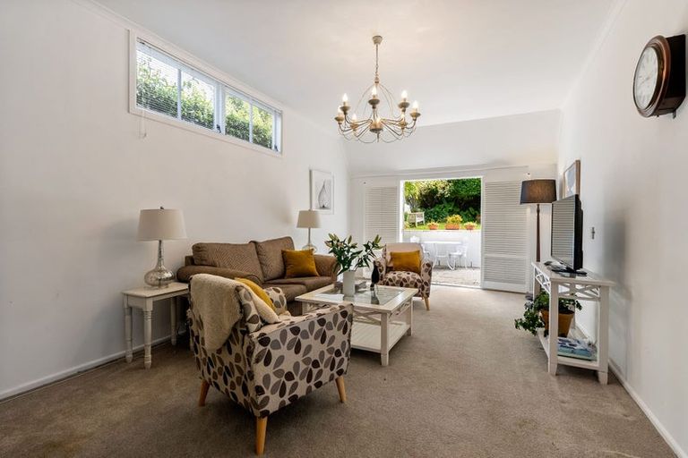 Photo of property in 5 Khouri Avenue, Karori, Wellington, 6012