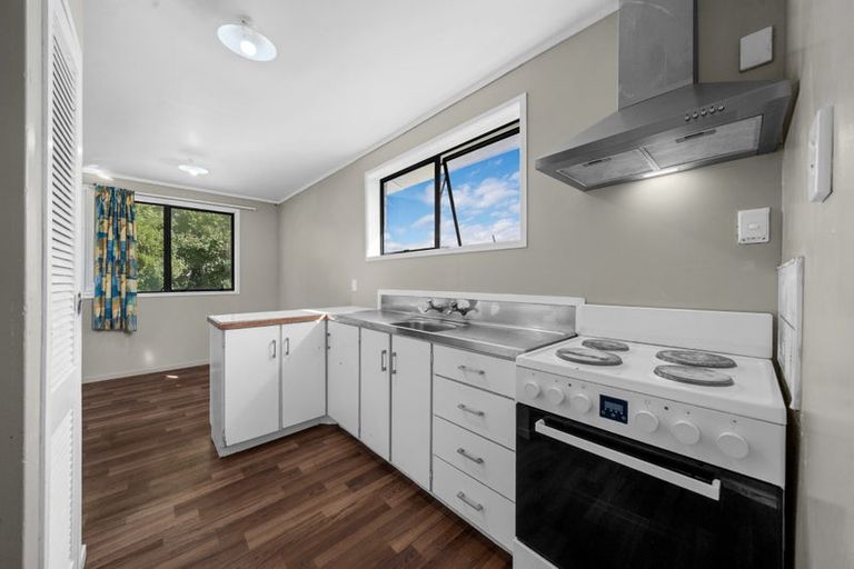 Photo of property in 25 Sharland Avenue, Manurewa, Auckland, 2102